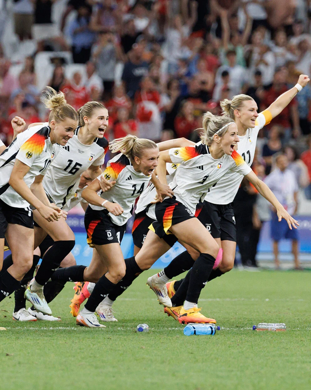 场精彩的比 场精彩的比